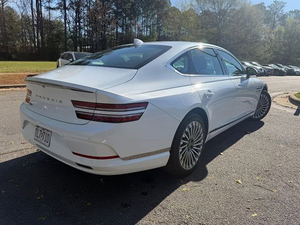 Used 2024 Genesis G80 image 2