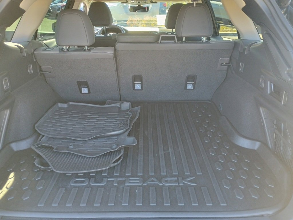 Certified 2023 Subaru Outback Onyx Edition image 18