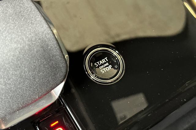 New 2026 Land Rover Range Rover Sport SE AWD/4WD image 21