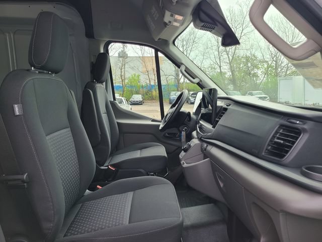 New 2023 Ford E-Transit 148 High Roof Extended RWD image 18