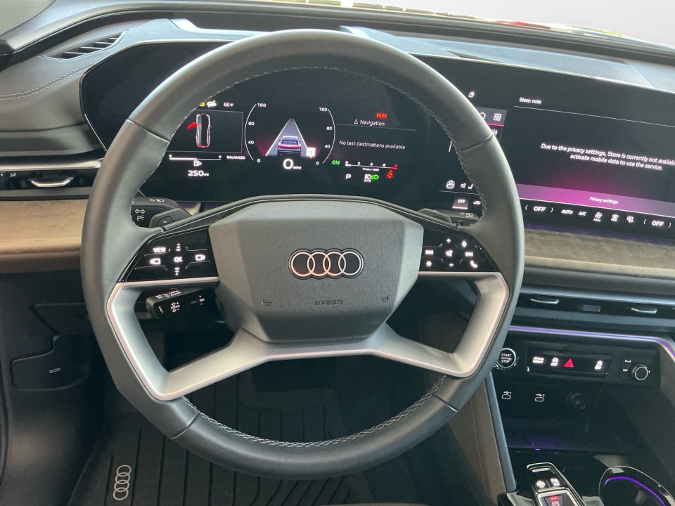 Used 2025 Audi Q5 Premium Plus w/ Premium Plus AWD/4WD image 13