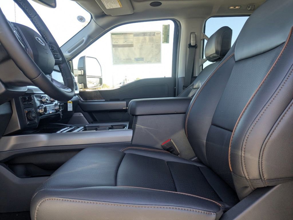 New 2026 Ford F250 Lariat w/ Black Appearance Package image 21