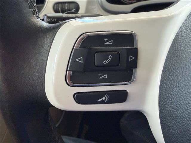 Used 2013 Volkswagen Beetle 2.5 FWD image 14