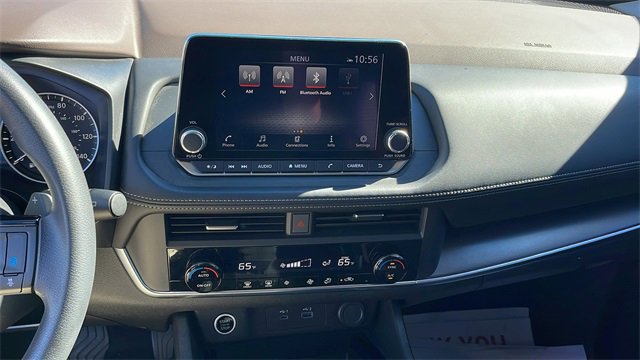 Used 2023 Nissan Rogue SV image 15