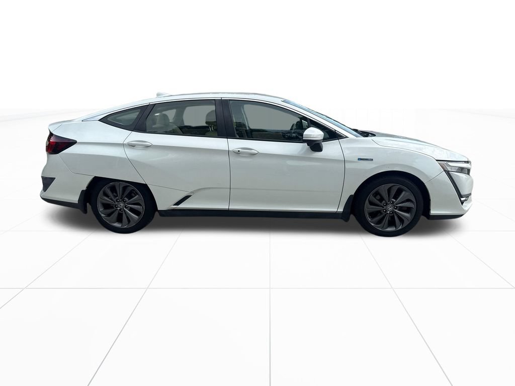 Certified 2018 Honda Clarity Touring image 10