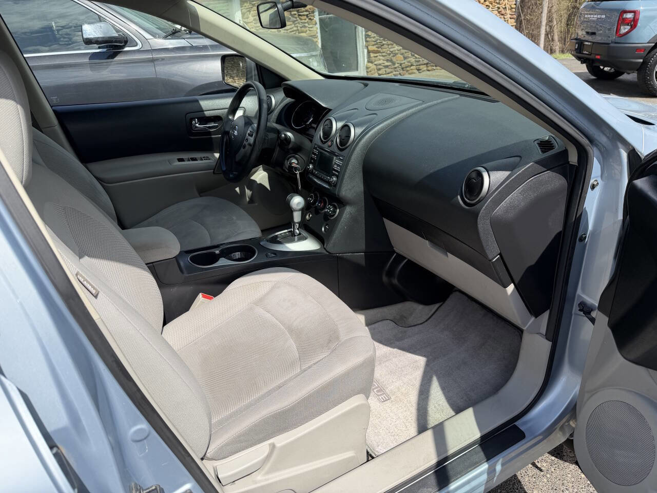 Used 2015 Nissan Rogue S w/ Convenience Package image 7