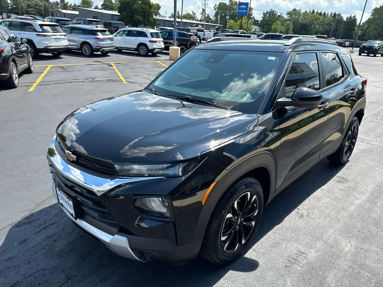 Used 2023 Chevrolet TrailBlazer LT FWD image 11