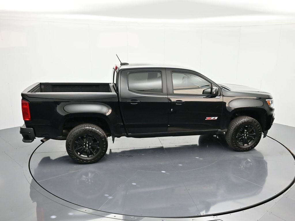 Certified 2021 Chevrolet Colorado Z71 w/ Z71 Midnight Edition image 32