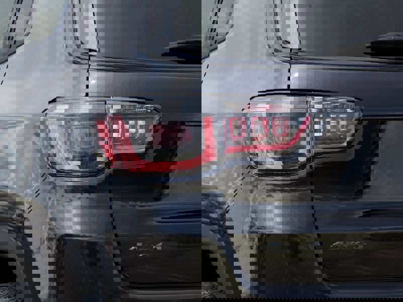 New 2026 Jeep Compass Latitude image 19