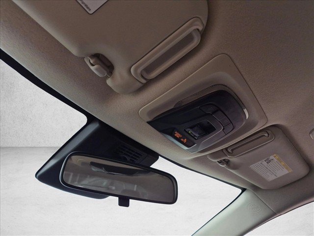Used 2025 Toyota Corolla LE FWD image 20
