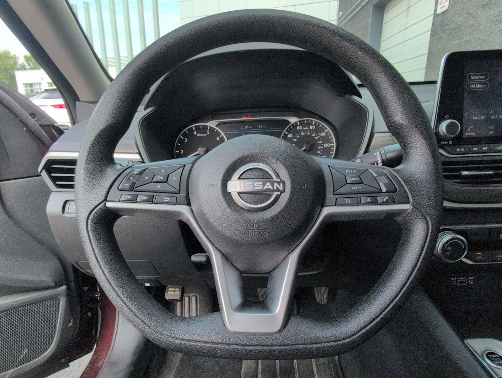 Used 2024 Nissan Altima 2.5 SV FWD image 22