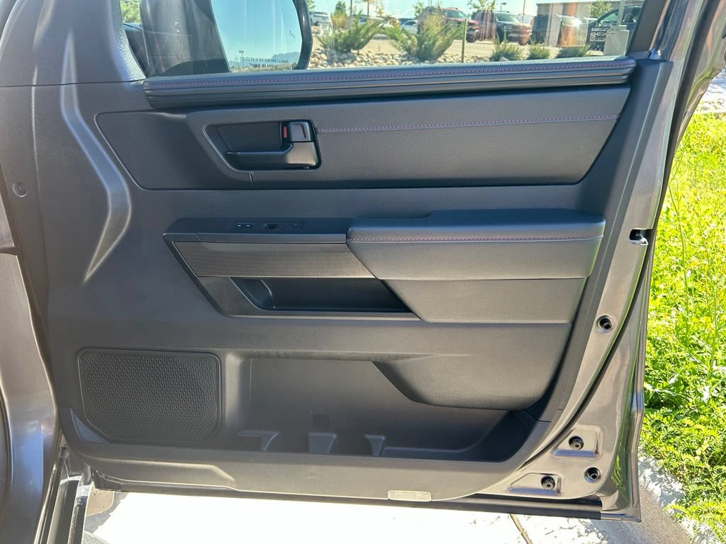 Used 2025 Toyota Sequoia TRD Pro AWD/4WD image 30