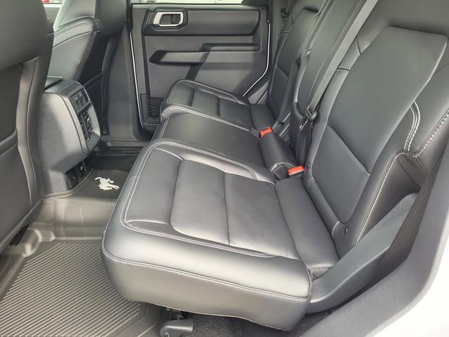 New 2026 Ford Bronco Outer Banks w/ Sasquatch Package AWD/4WD image 12