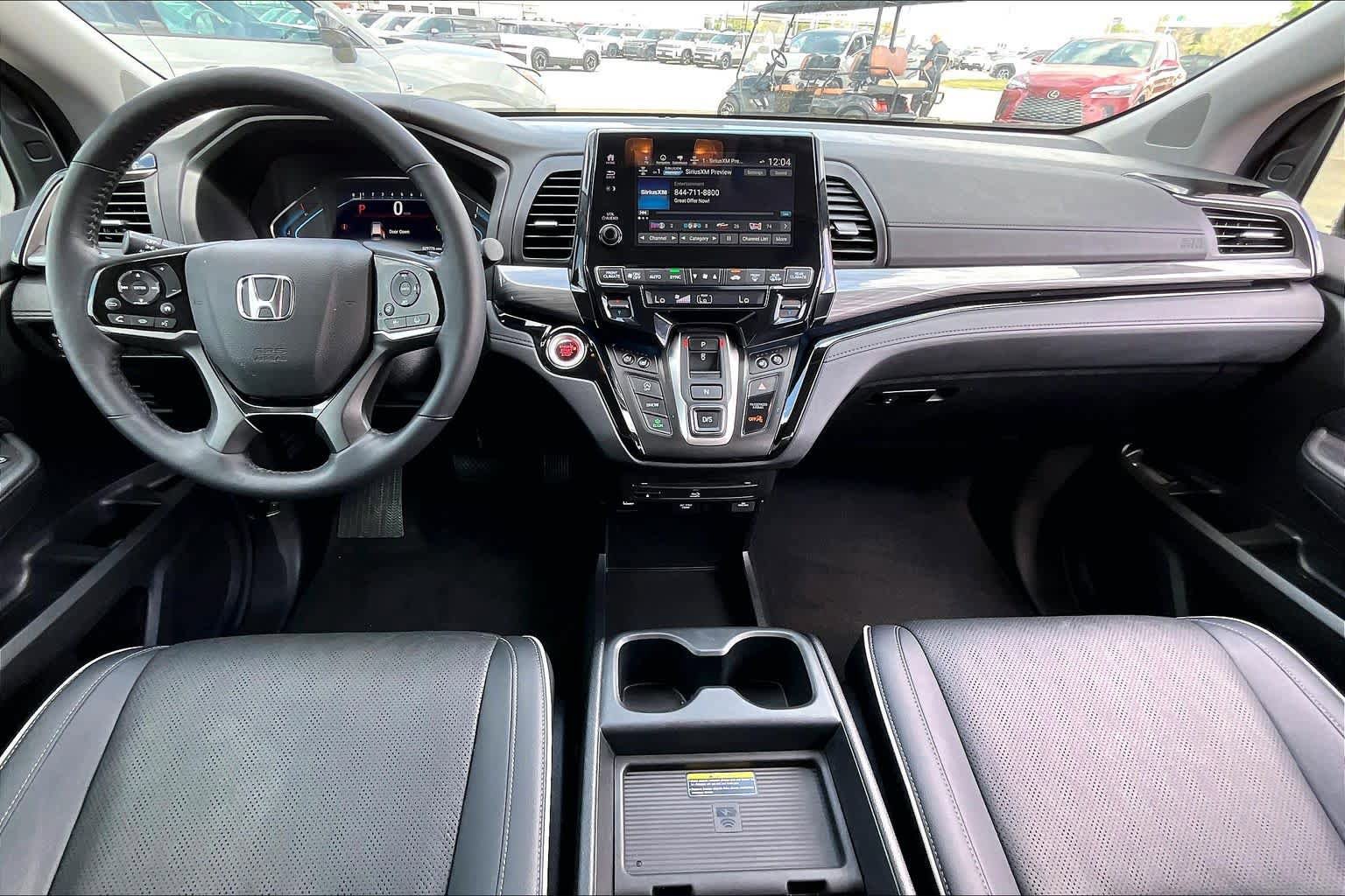 Used 2023 Honda Odyssey Elite image 14