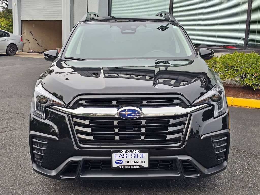 Used 2023 Subaru Ascent Premium w/ Convenience Package AWD/4WD image 2