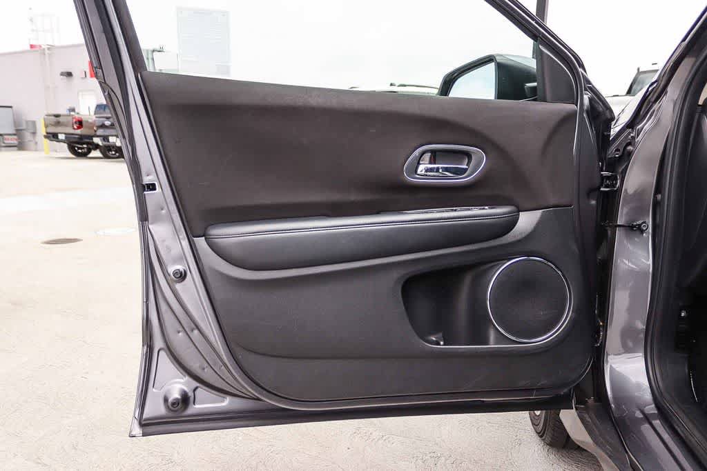 Used 2018 Honda HR-V EX image 21