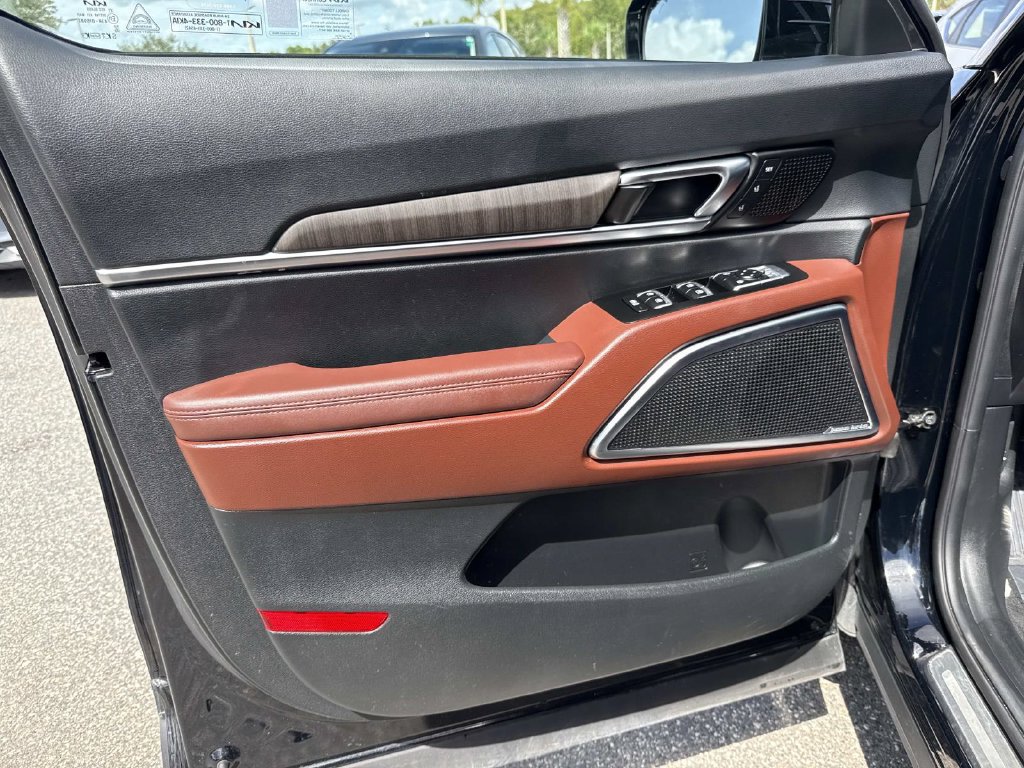 Used 2023 Kia Telluride SX FWD image 22