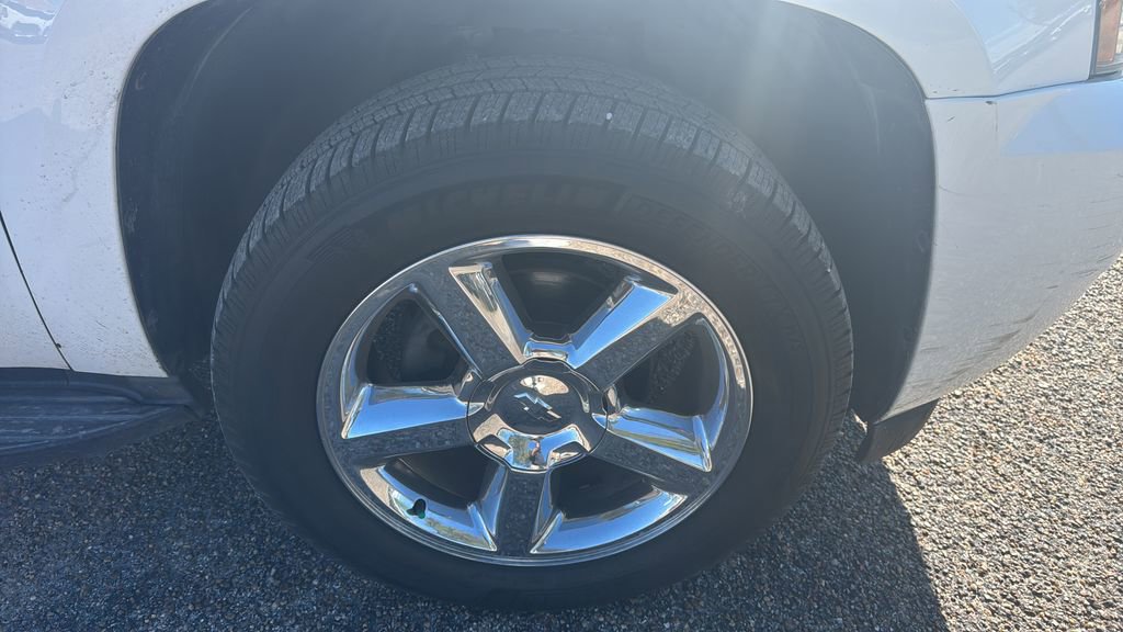 Used 2012 Chevrolet Tahoe LTZ image 21