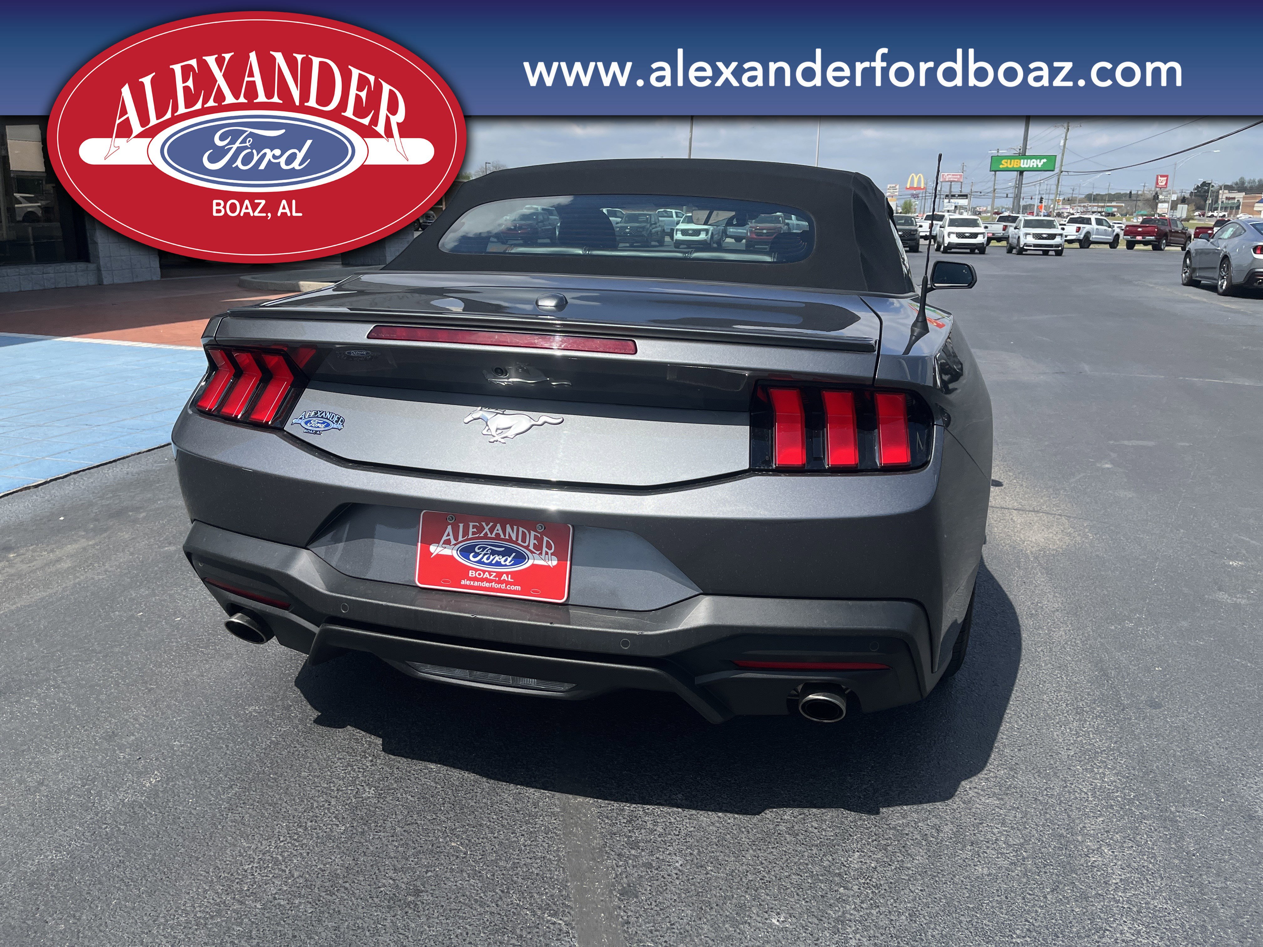 Used 2024 Ford Mustang Premium image 6