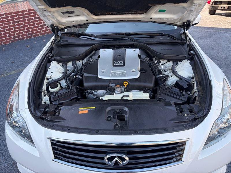 Used 2013 INFINITI G37 Journey w/ Premium Pkg image 32