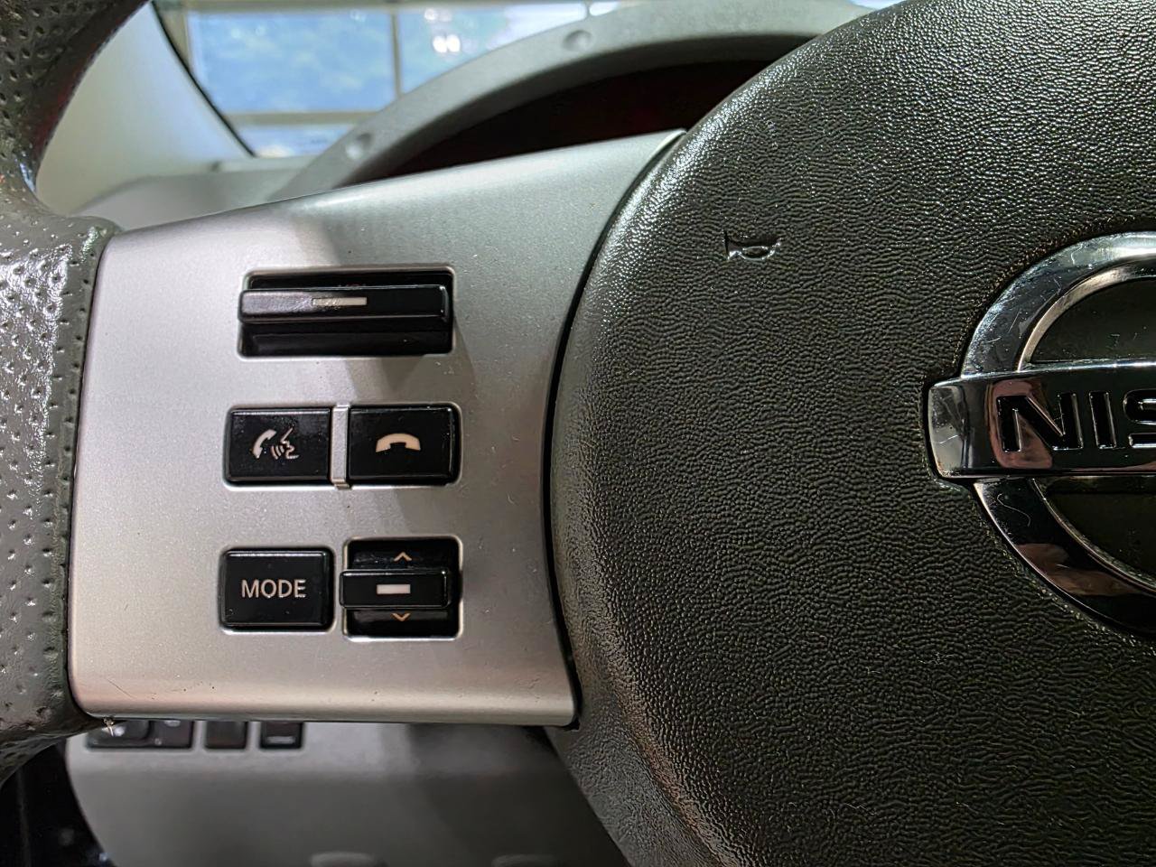 Used 2015 Nissan Frontier SV RWD image 27