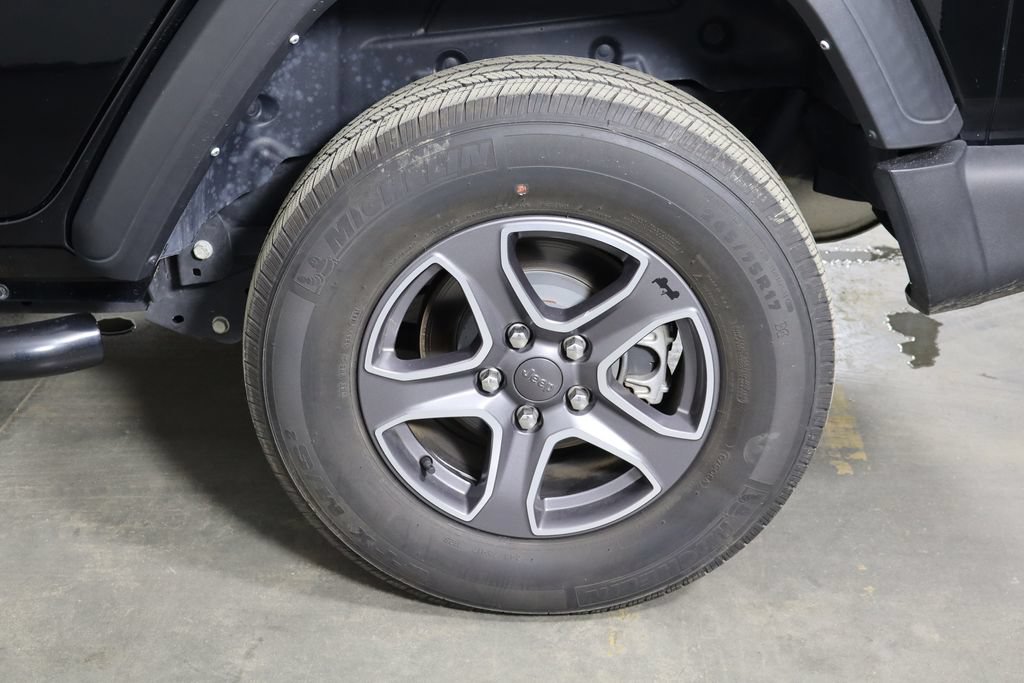 Used 2021 Jeep Wrangler Unlimited Sport AWD/4WD image 41