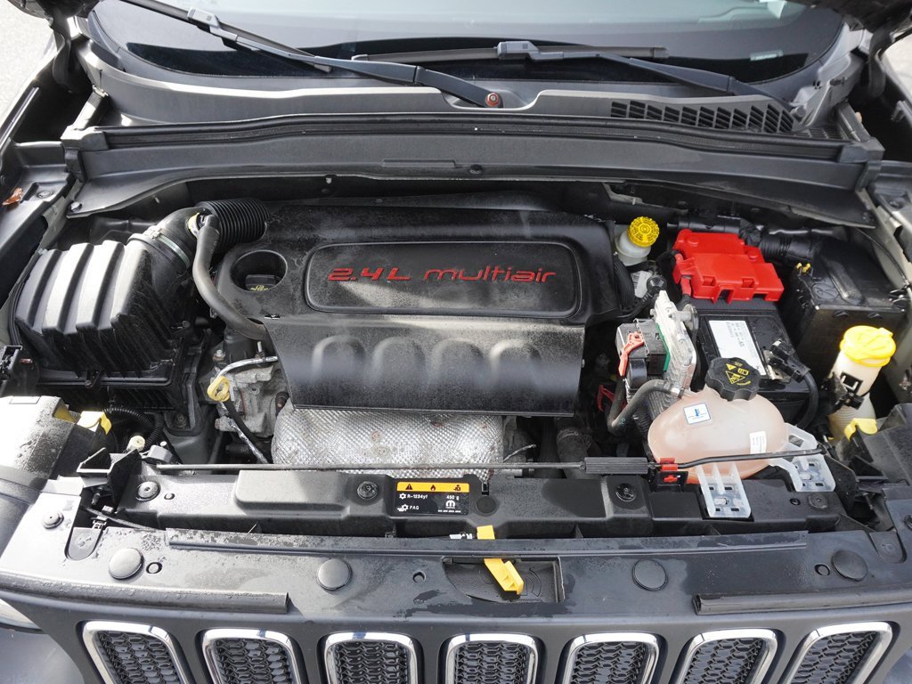 Used 2018 Jeep Renegade Latitude image 15