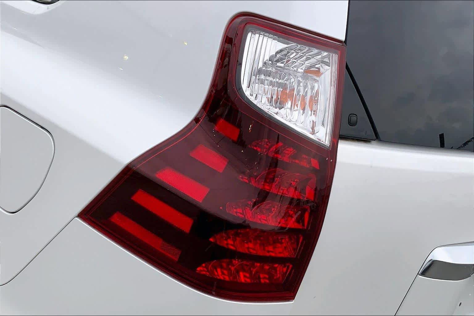 Used 2020 Lexus GX 460 Premium AWD/4WD image 27