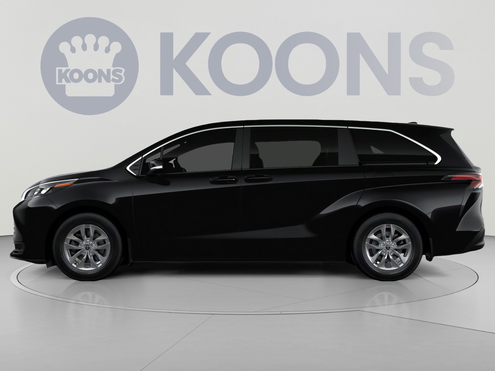 New 2026 Toyota Sienna LE FWD image 5