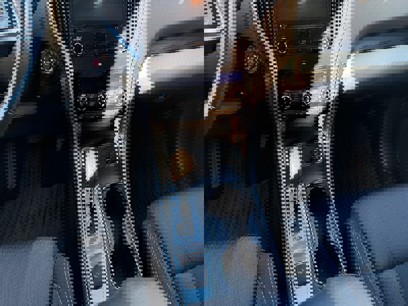 Used 2022 Subaru Ascent Premium w/ Convenience Package image 11