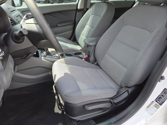 Used 2018 Kia Forte LX FWD image 26