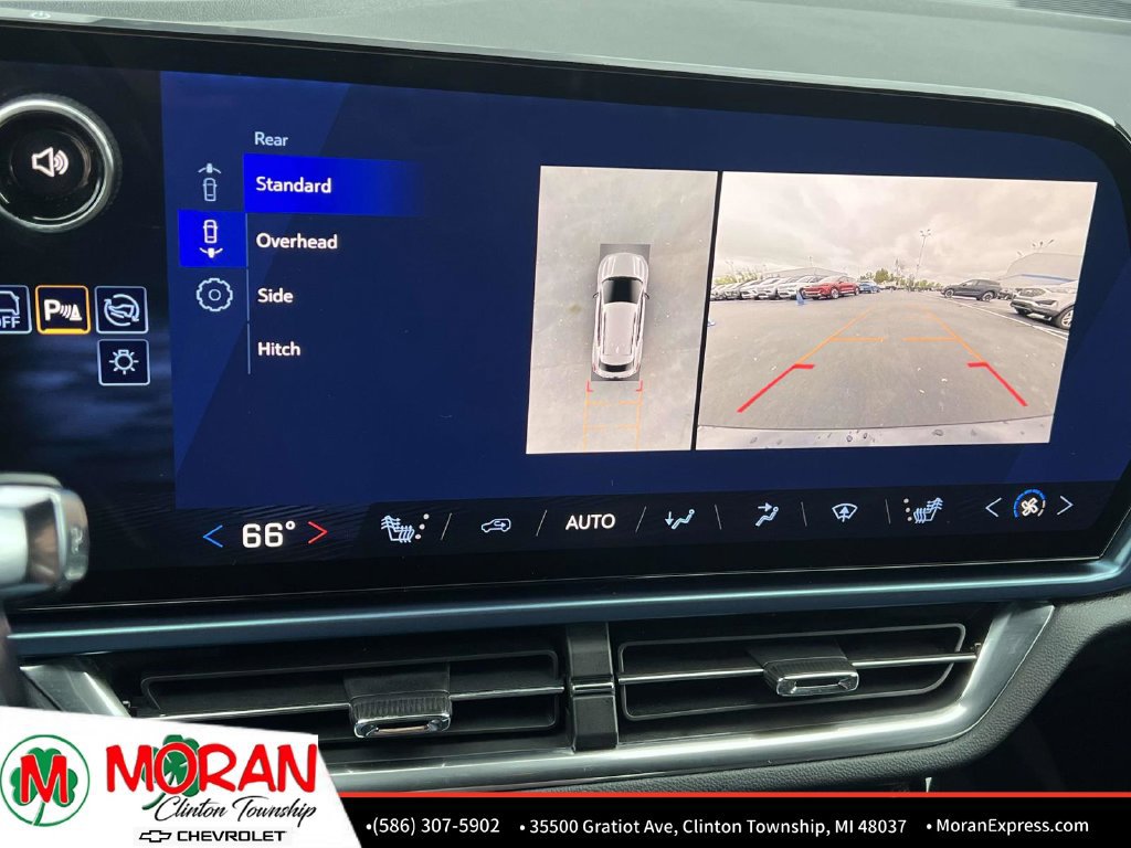 Used 2024 Chevrolet Equinox EV LT FWD image 22