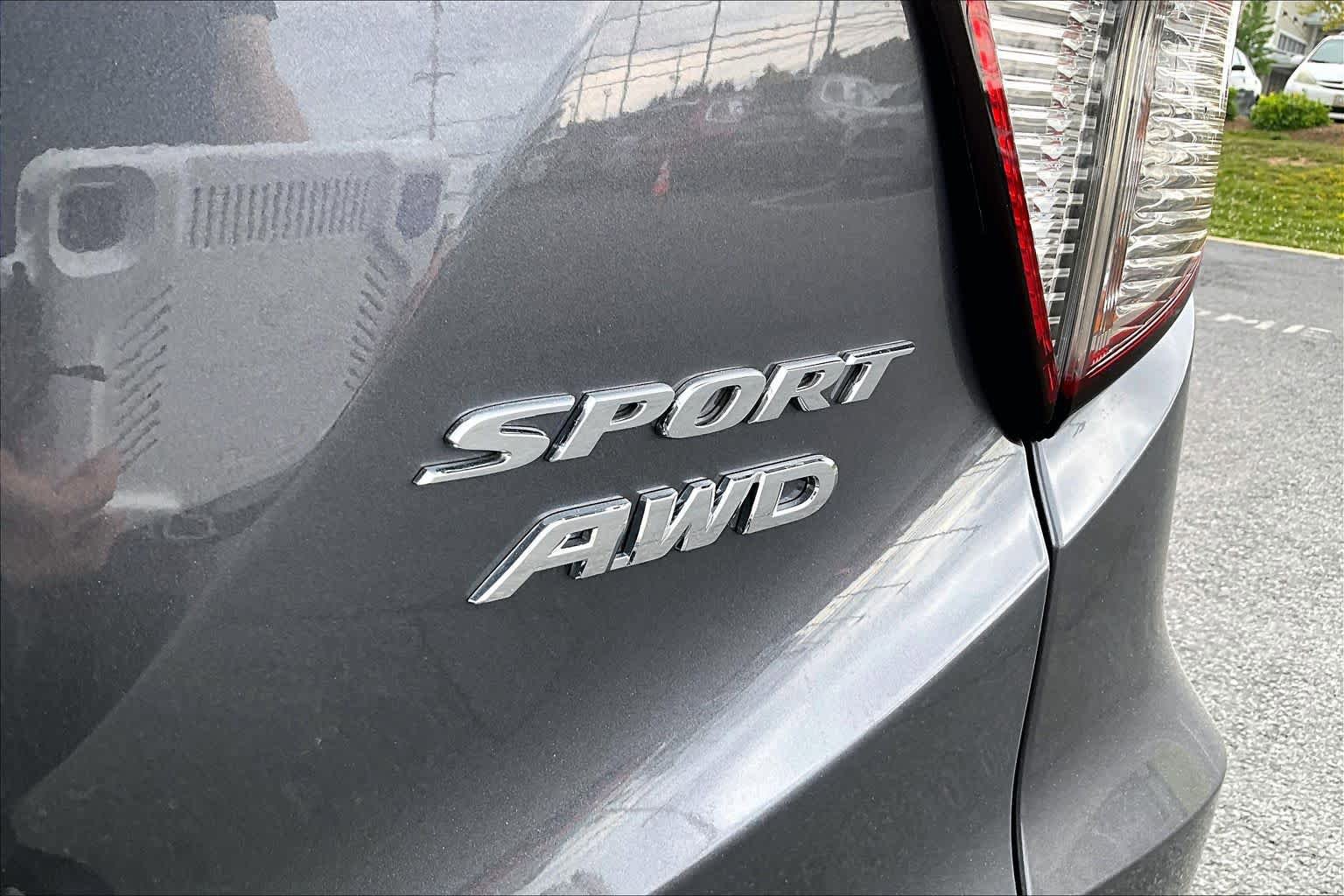 Used 2019 Honda HR-V Sport image 10