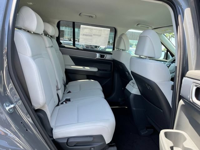 New 2026 Hyundai Santa Fe SE FWD image 19
