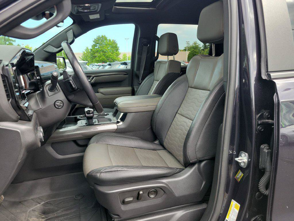 Certified 2023 Chevrolet Silverado 1500 ZR2 w/ Technology Package AWD/4WD image 8