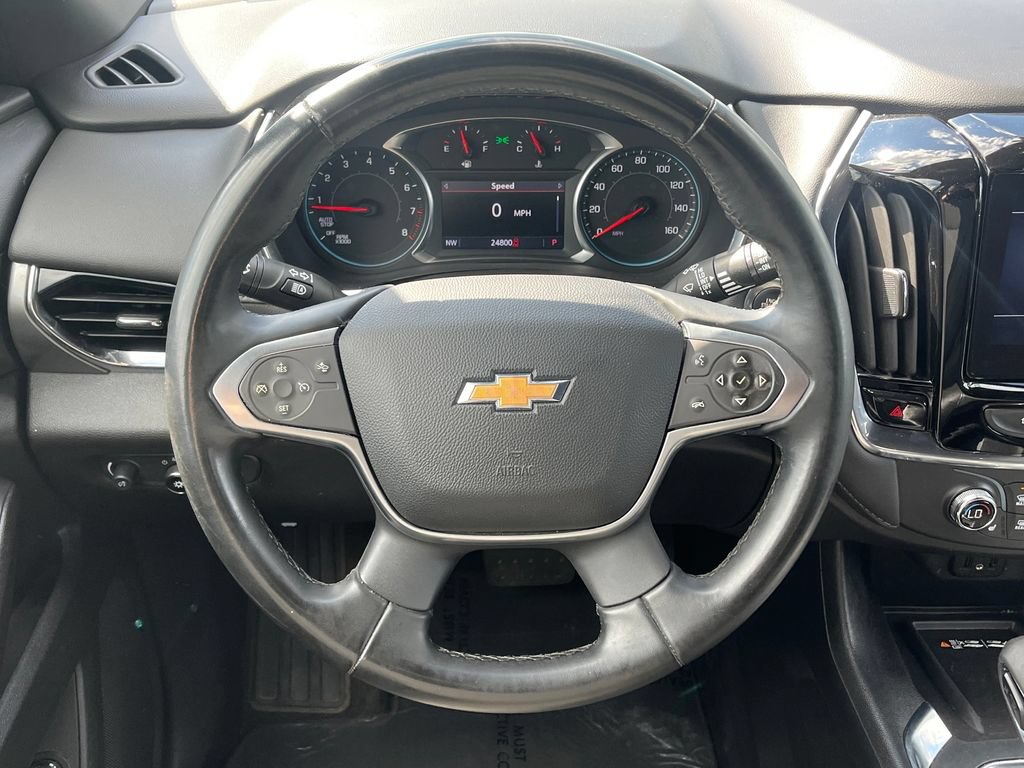Used 2023 Chevrolet Traverse LT AWD/4WD image 18