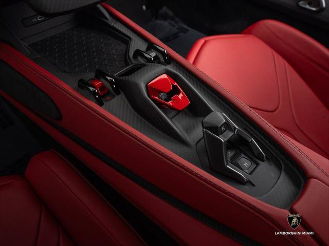 Used 2025 Lamborghini Revuelto AWD/4WD image 43