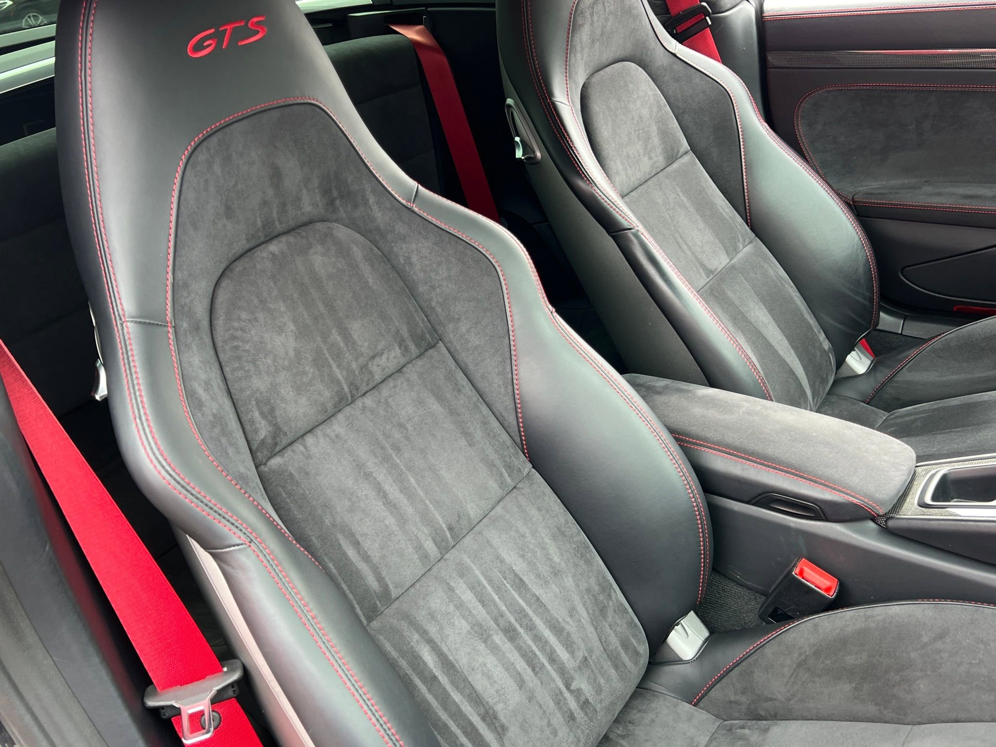 Used 2019 Porsche 911 Targa 4S AWD/4WD image 4