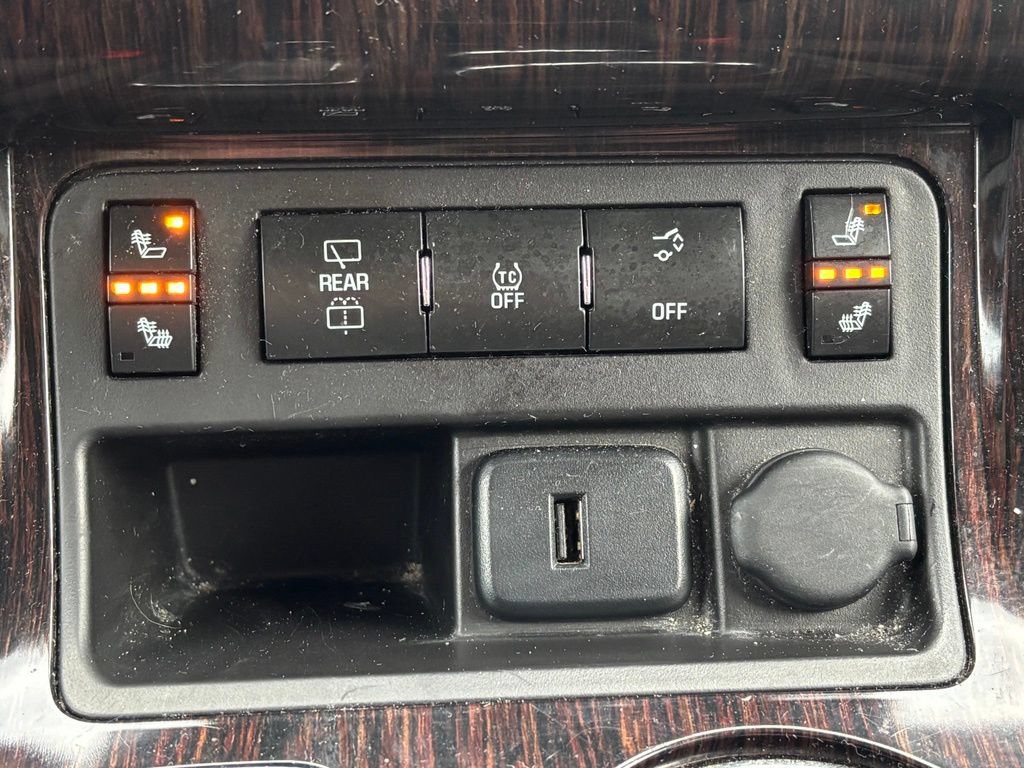 Used 2017 Chevrolet Traverse LT AWD/4WD image 25