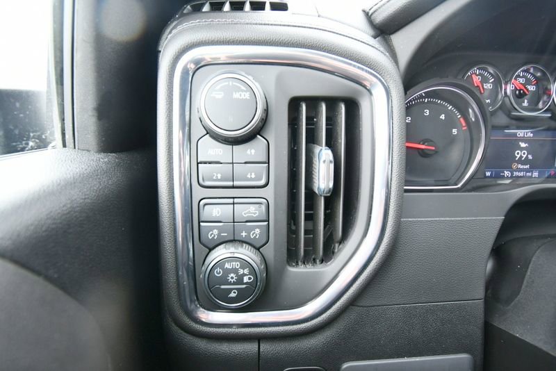Used 2023 Chevrolet Silverado 2500 LTZ w/ LTZ Plus Package AWD/4WD image 20
