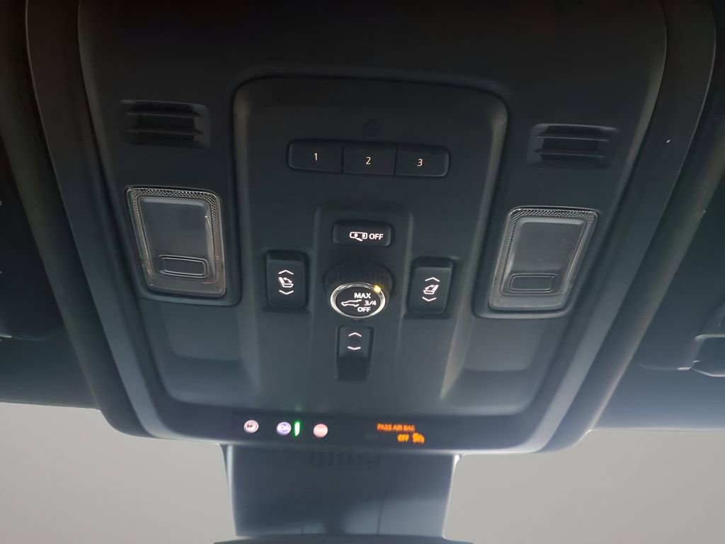 Used 2023 GMC Yukon Denali image 41