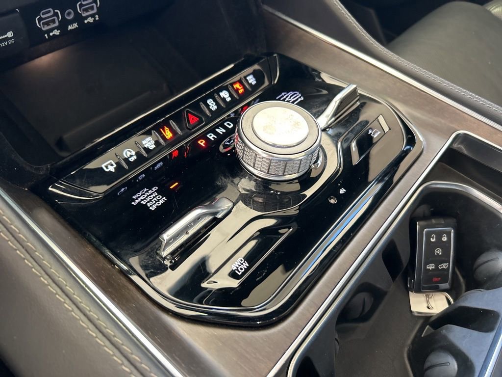 Used 2024 Jeep Grand Wagoneer L 4WD image 62