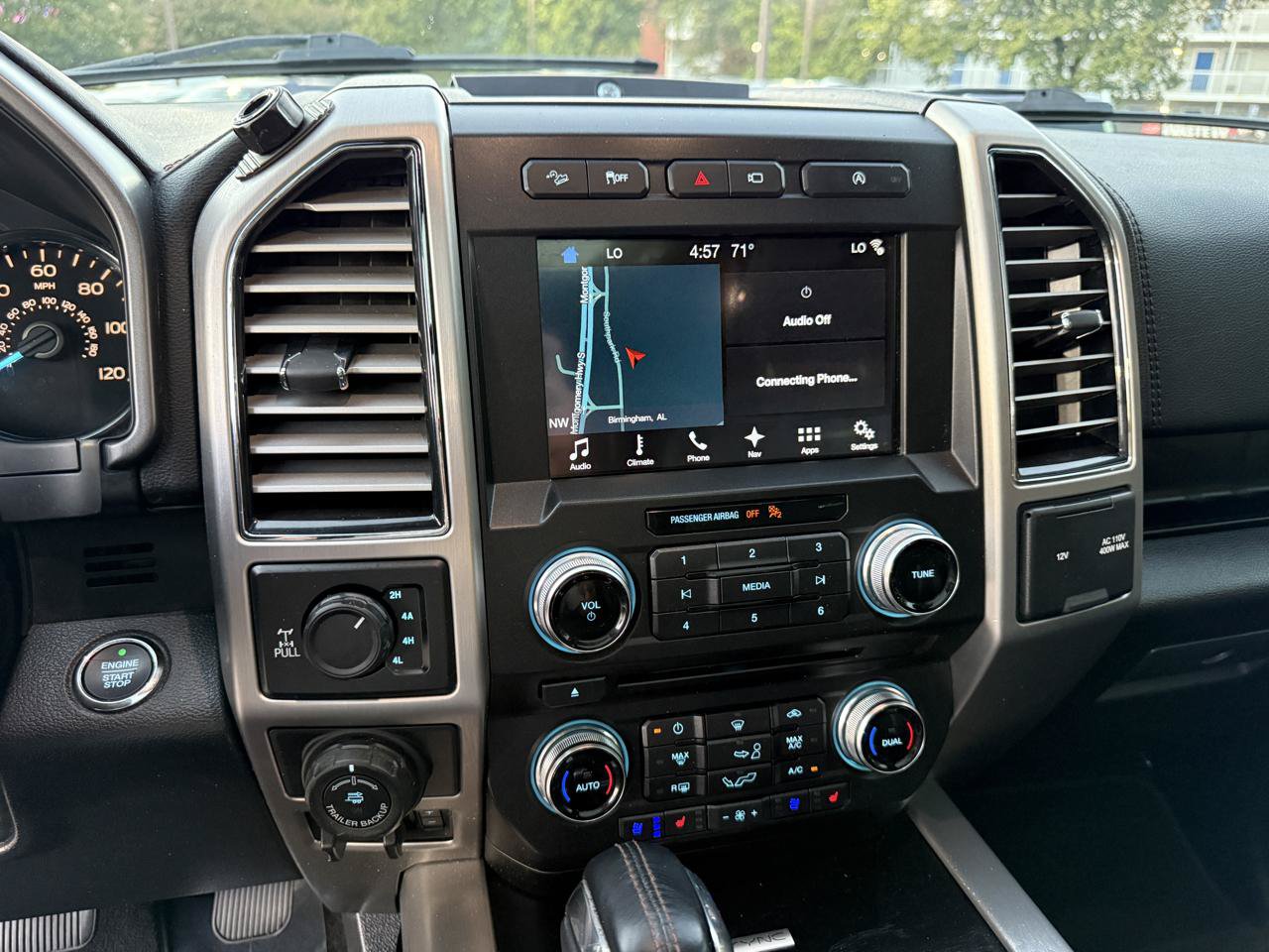 Used 2018 Ford F150 Platinum w/ Equipment Group 701A Luxury AWD/4WD image 25