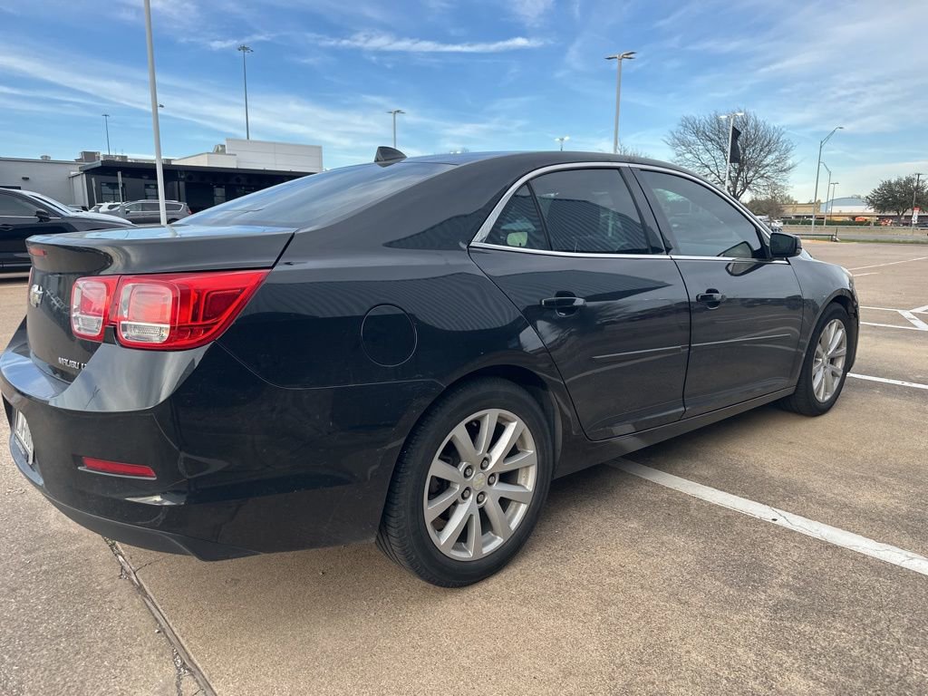 Used 2014 Chevrolet Malibu LT image 2