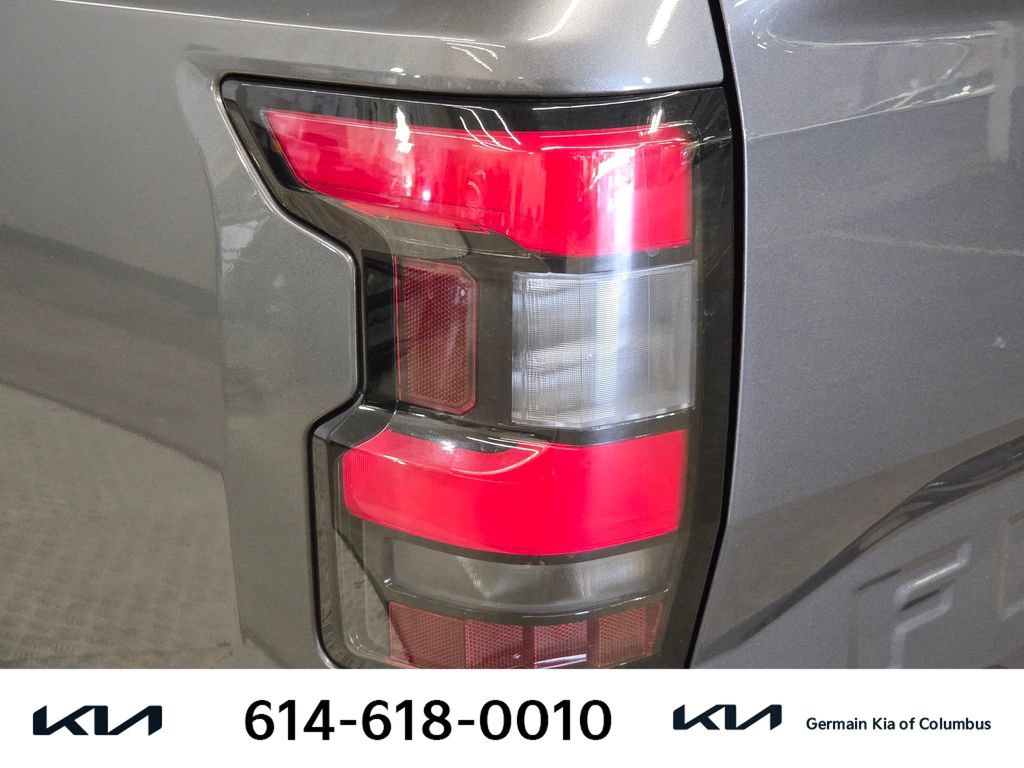 Used 2023 Nissan Frontier SV RWD image 16