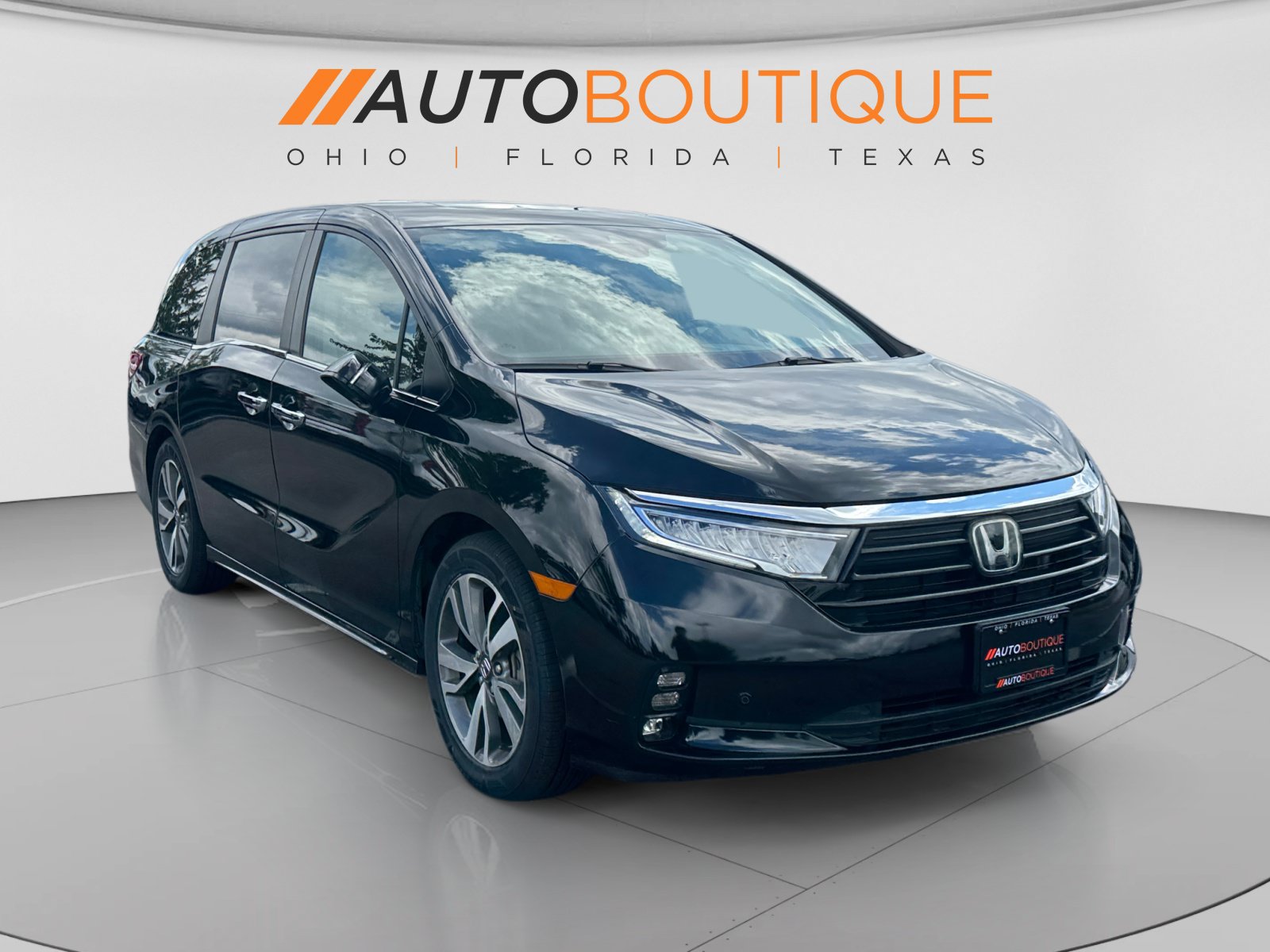 Used 2023 Honda Odyssey Touring image 7