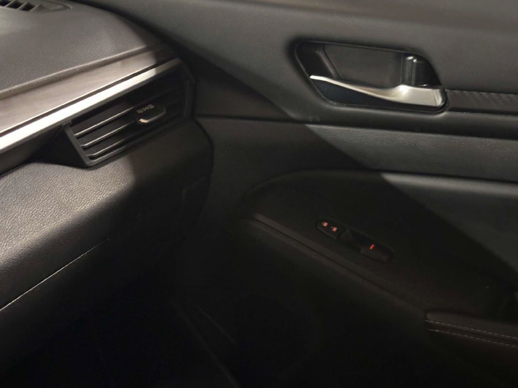 Used 2025 Nissan Altima 2.5 SV FWD image 23