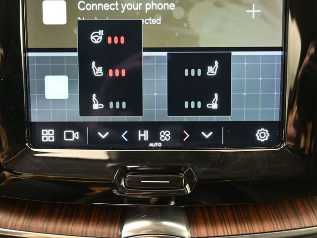 Used 2023 Volvo XC60 B6 Ultimate w/ Protection Package Premier image 23