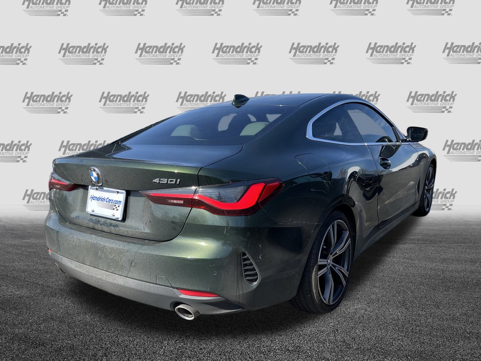 Used 2021 BMW 430i Coupe w/ Premium Package image 10