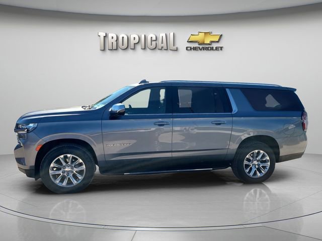 Used 2022 Chevrolet Suburban Premier image 2